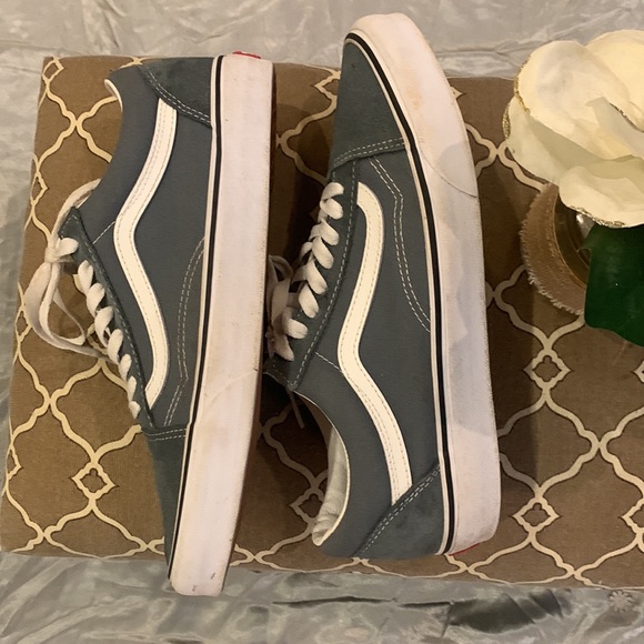 š¹ Vans Old School Grayish Blue Unisex Cloth & Suede Classic Sneakers - Picture 2 of 13
